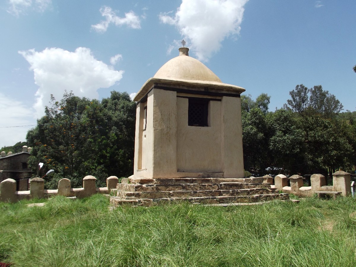 La Chapelle de l'Arche de l'Alliance. Trek, randonnée et visite d'Axum en Ethiopie.