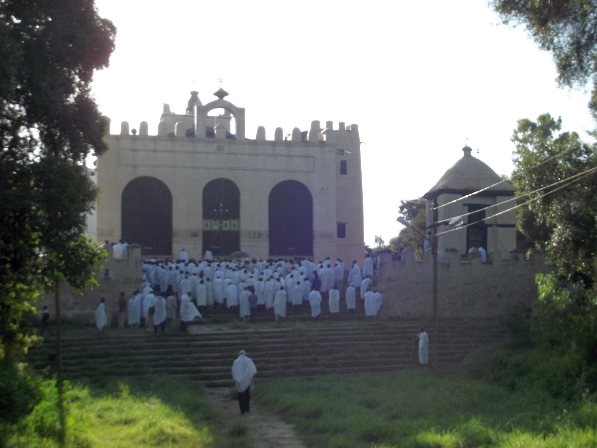 Trek, randonnée et visite d'Axum en Ethiopie, l'Eglise Arbatu Ensessa d'Axum (Axoum) en Ethiopie.