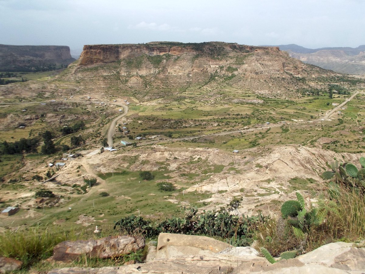 Voyage Séjour Road Trip Visite trekking et randonnée. Autour du monastère de Debre Damo en Ethiopie.  