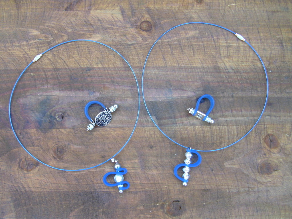 blaue Reifketten mit Ringen