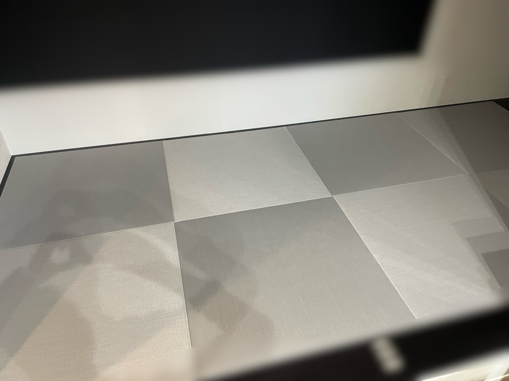 目積グレー