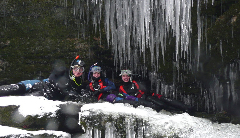 Eisscuben im Traunfall 2013