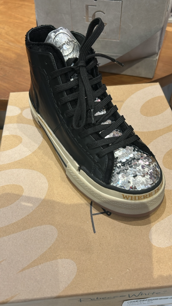 Stylische Sneaker von P448