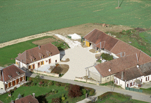 vue d'avion chambre d'hôtes "Les Furets"- automne 2004