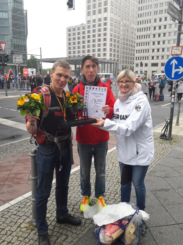 Deutsche Marathon Meisterschaft des DBS in Berlin - in einem Rennen kann dir alles passieren....