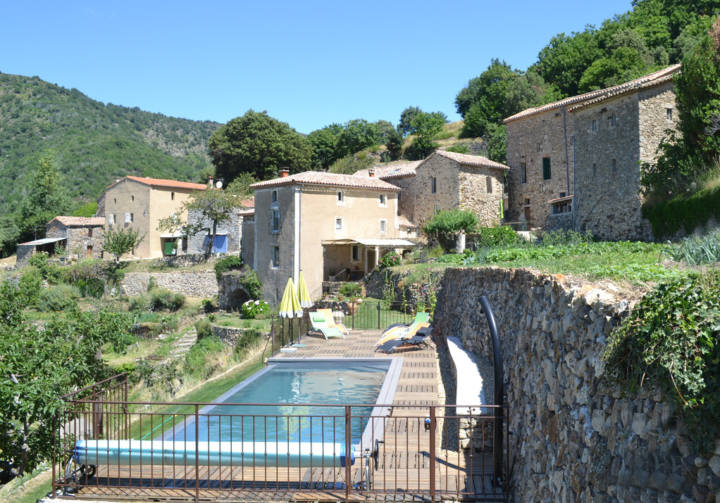 la piscine a débordement