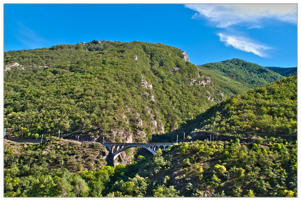 Les Pyrénées : Viaduc