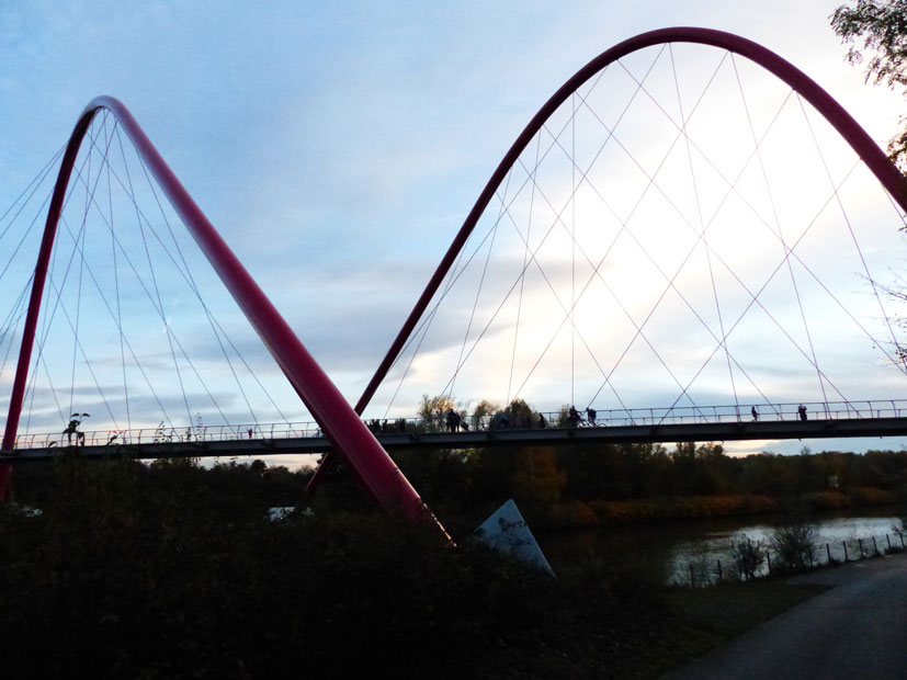 Brücke im Nordsternpark, Gelsenkirchen / Foto: Lennard Sturm