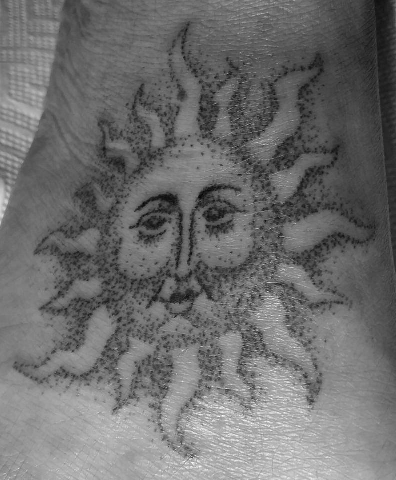 Handpoke Tattoo Handwerk