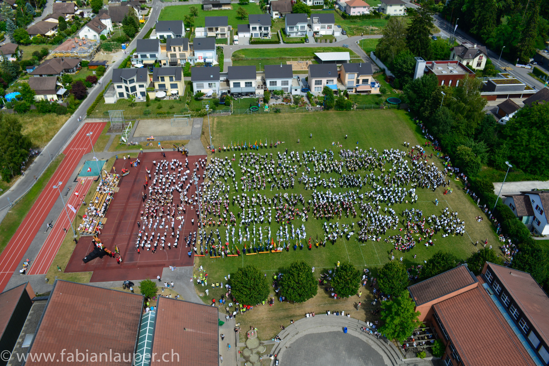 Gesamtchor mit über 2000 Musizierenden / Kantonales Musikfest Müllheim TG 20.-22. Juni 2014