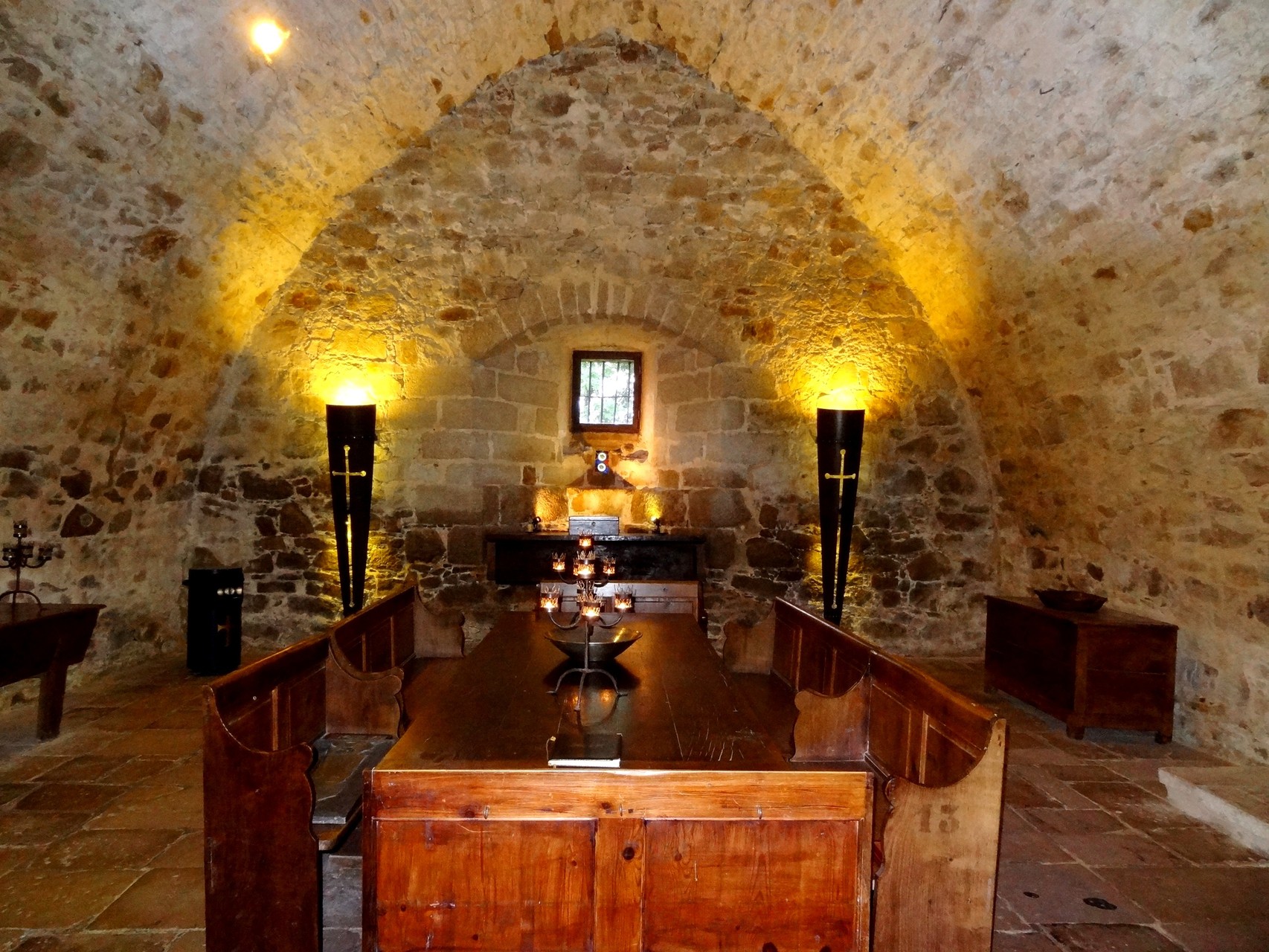 Salle de Gardes chateau-fort de Tennessus