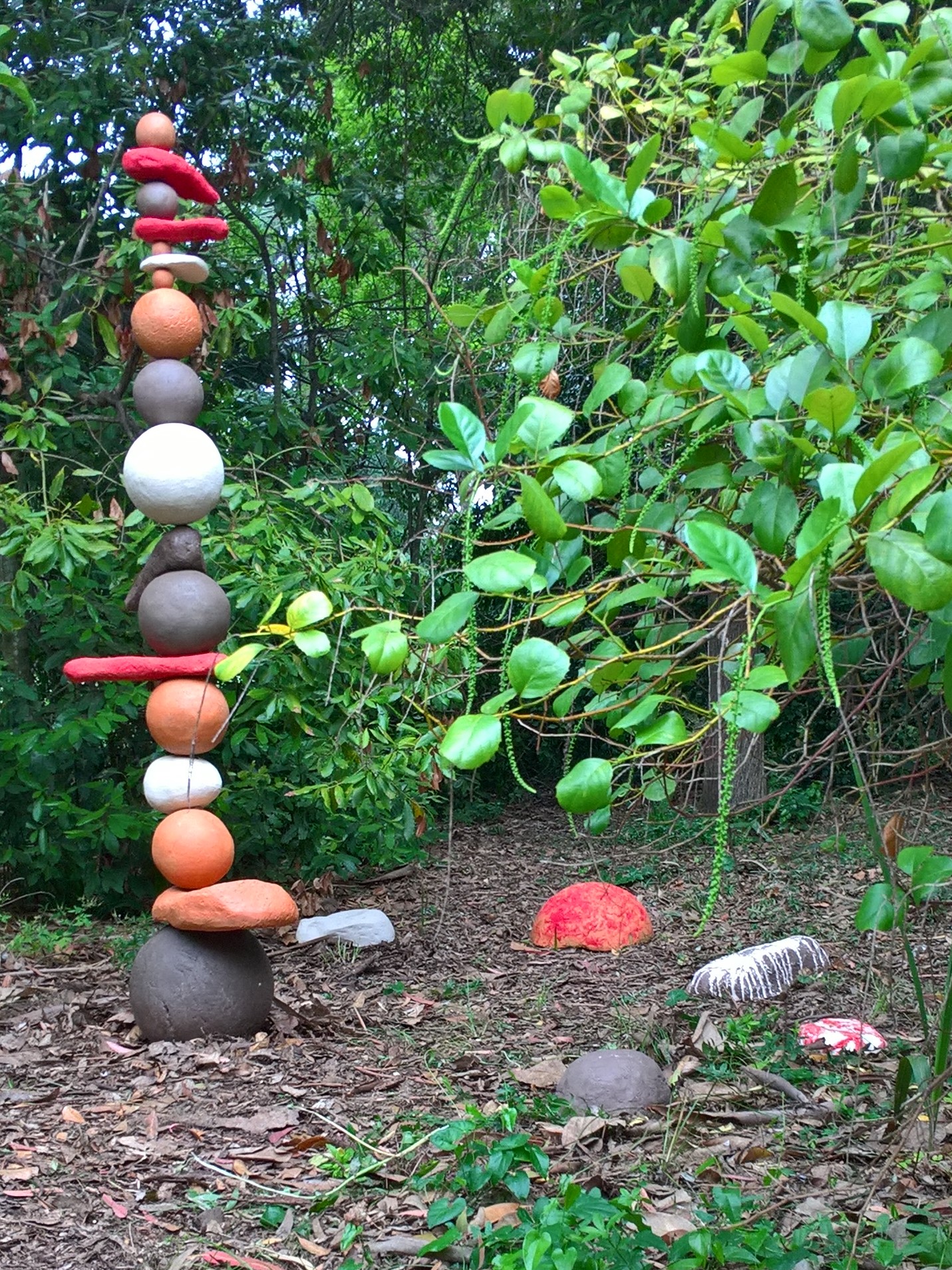 JUIN SEPTEMBRE 2018: EXPO "ACCLIMATATION" AU JARDIN DE LA VILLA THURET, CAP D'ANTIBES: TOTEM "ETAT D'ESPRIT"