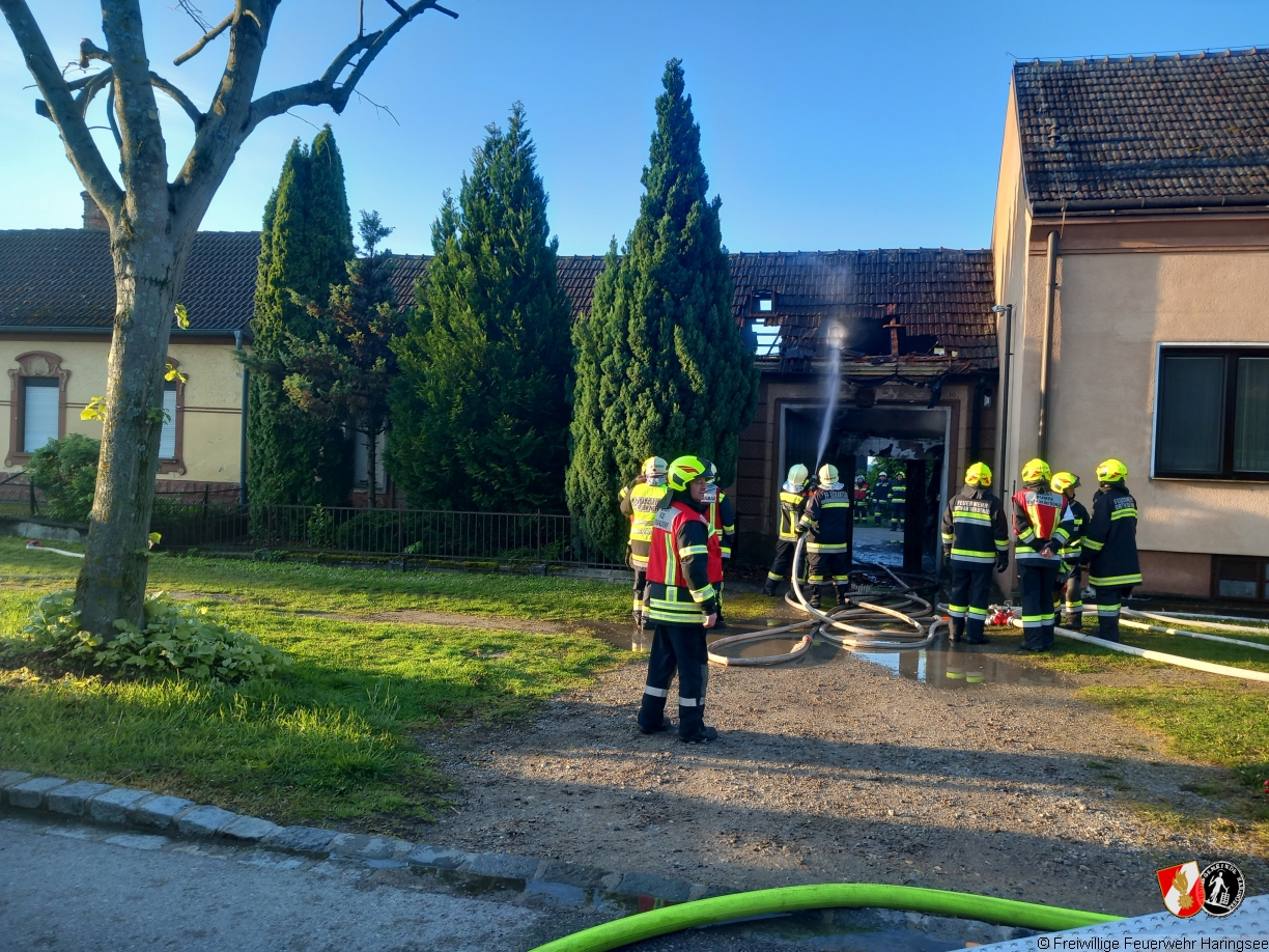 B3 Wohnhausbrand in Wagram a. d. Donau