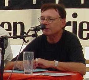 Dieter Popp 2003 auf dem UZ-Pressefest in Dortmund
