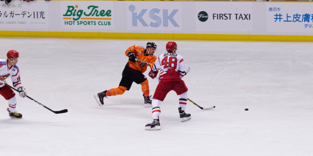 アイスバックス vs チャイナドラゴン: 古橋選手のゴール