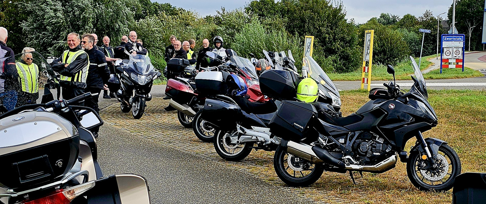 Effe bijkletsen. Zo belangrijk.
