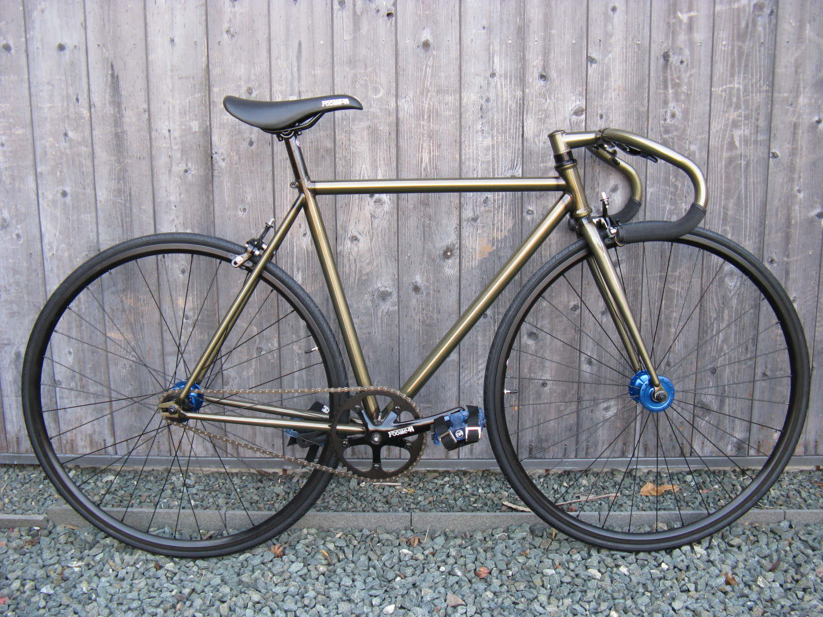 Focale44 復刻版 NOBLE - URGE bike ヘルメット / URGE snow ヘルメット / Focale44 / LEON  BIKE