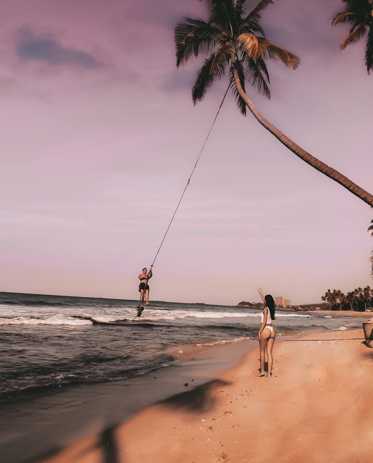 Swing Dalawella Beach