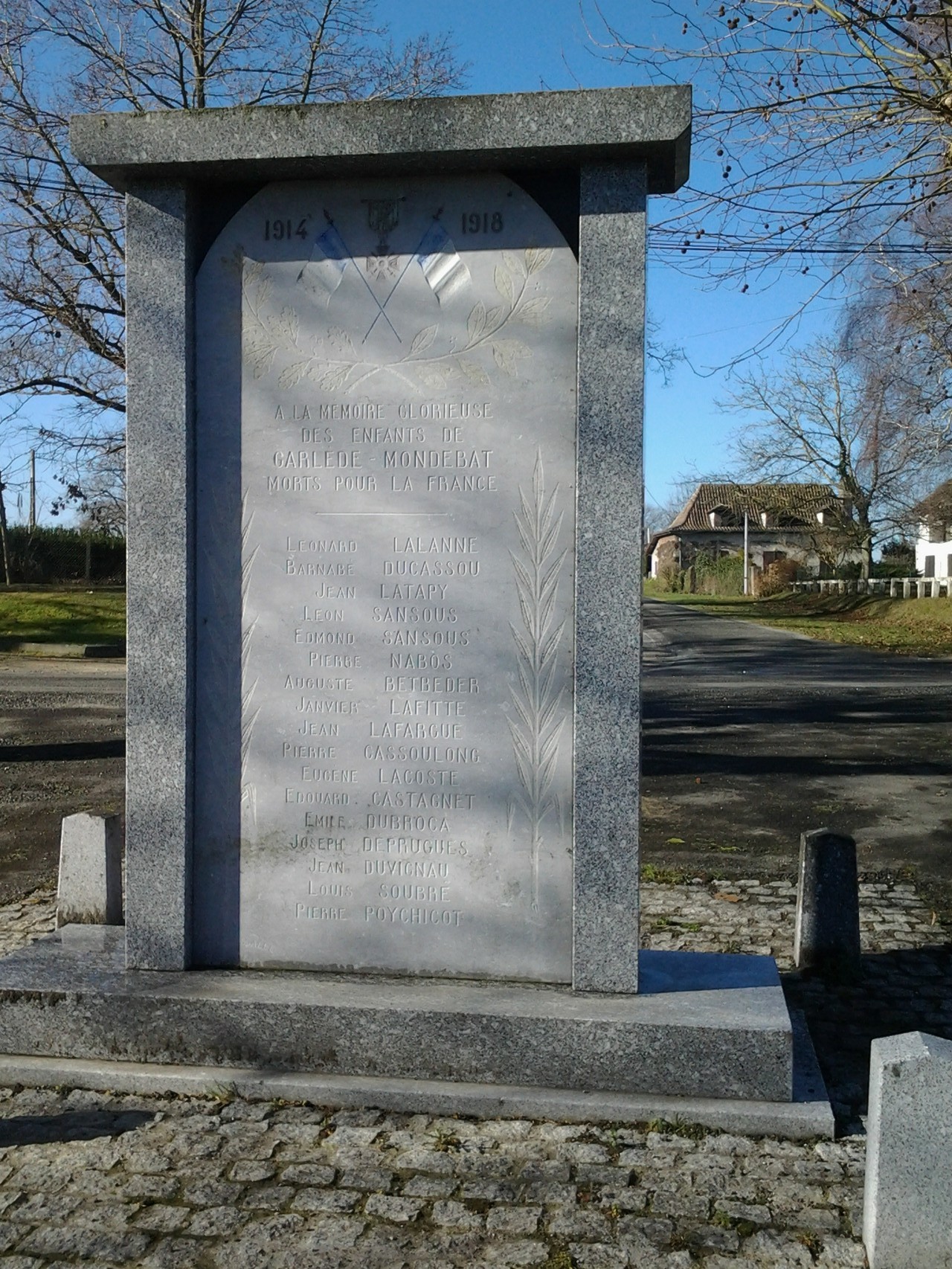 Monuments au morts