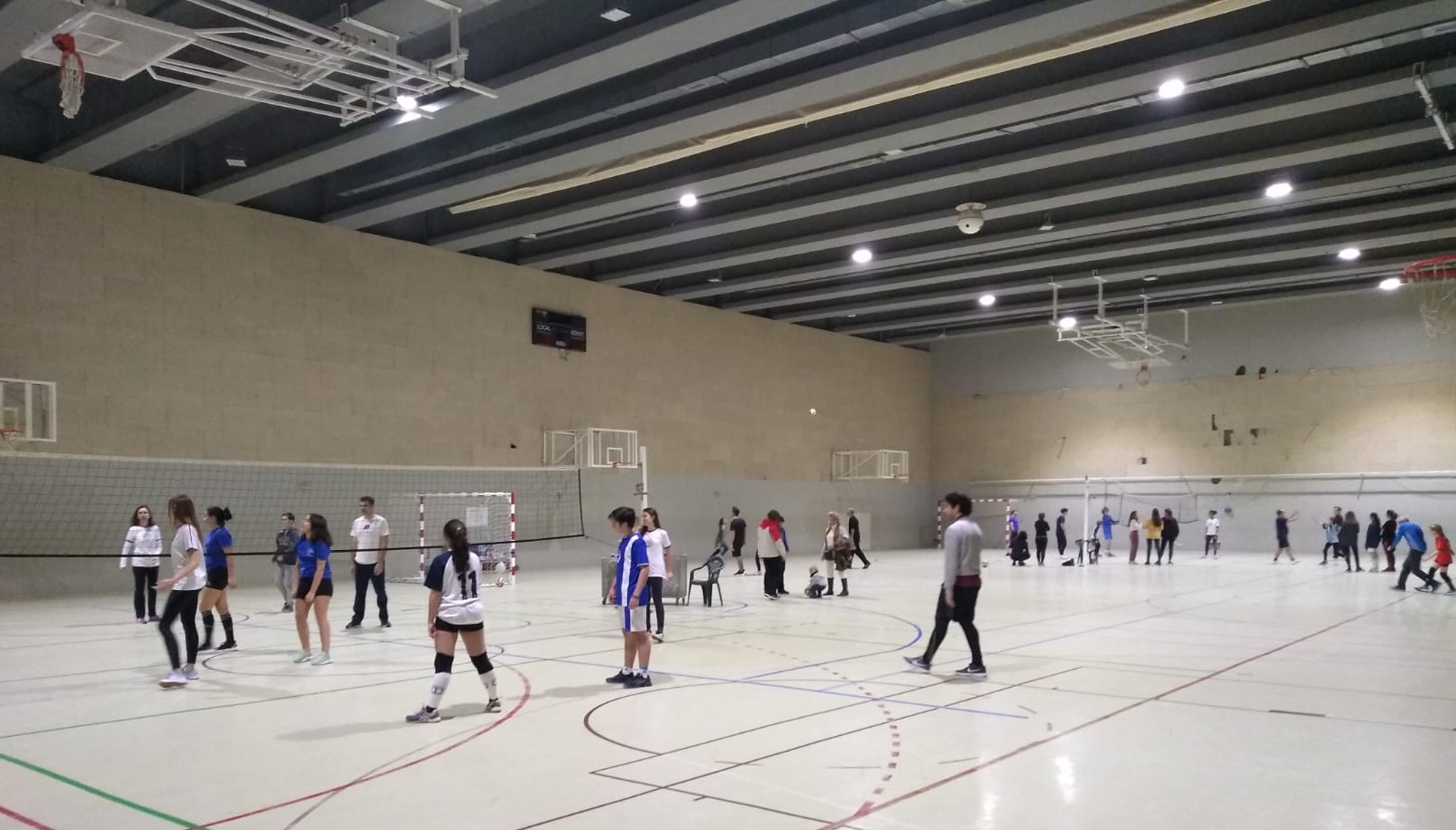 III Torneo solidario de Reyes de la sección de voleibol Club Pilaristas III Torneo solidario de Reyes de la sección de voleibol Club Pilaristas