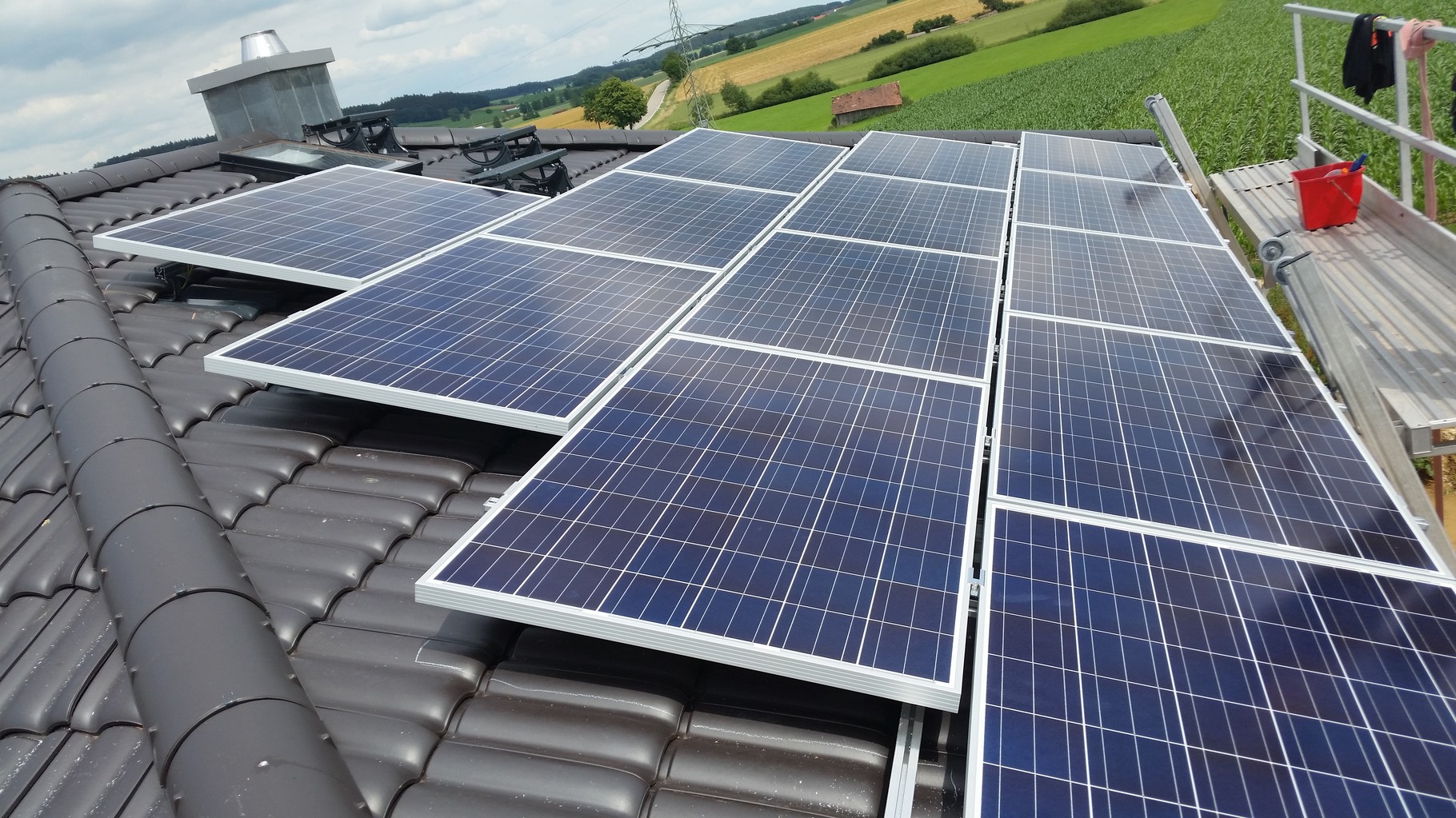 7,75 kWp Photovoltaikanlage 93356 TeugnSHARP Modulen 