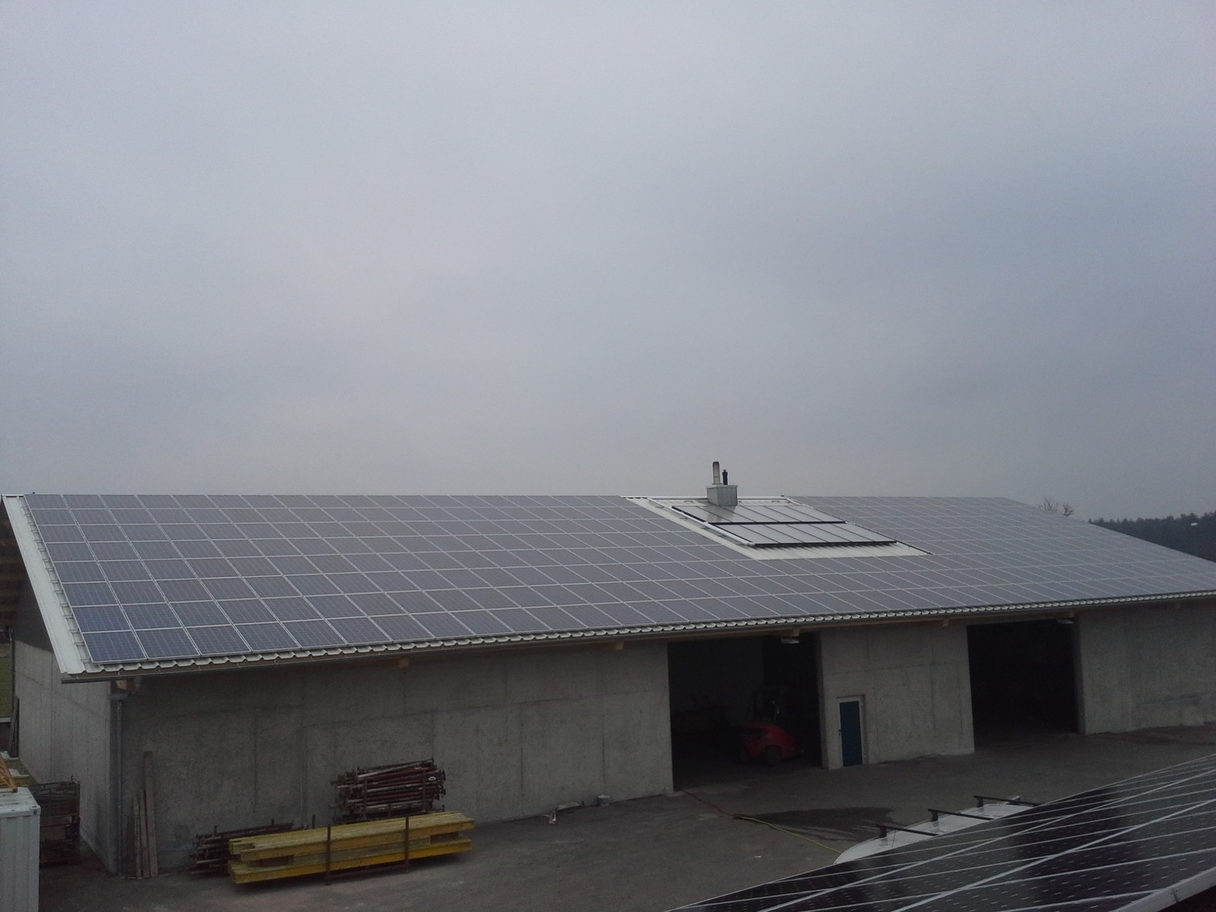 130 kWp Photovoltaikanlage 93351 Painten SHARP Modulen 