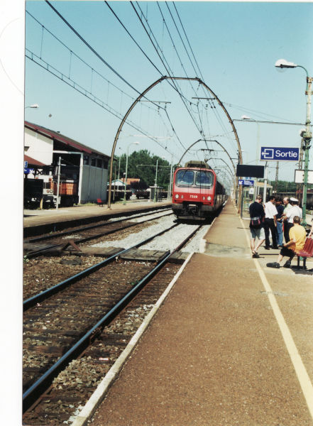 Arrivé au village de Mios, France,1999