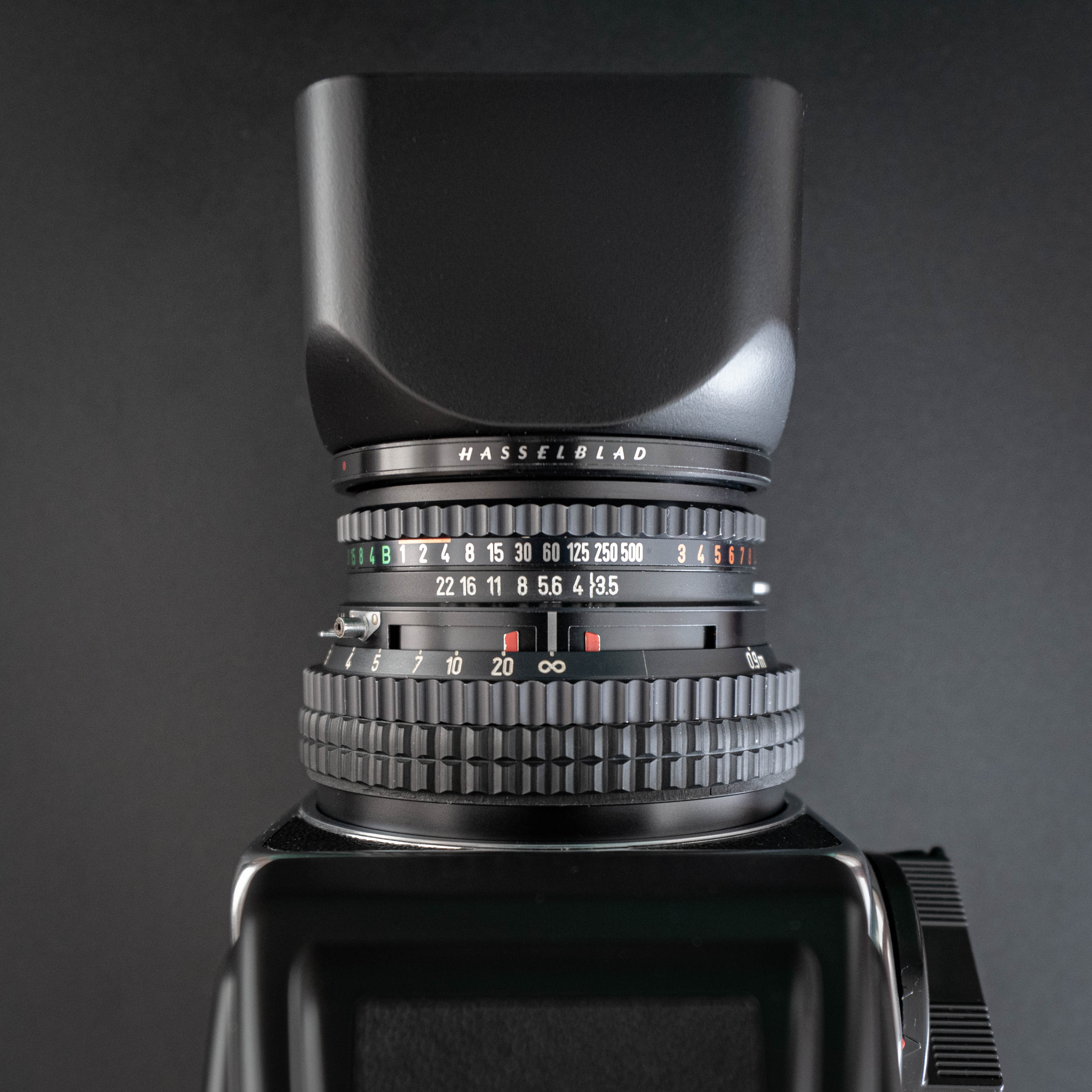 Prism Viewfinder PM45 (42309) - Hasselblad Moments Prism Viewfinder PM45 (42309) - Hasselblad Moments