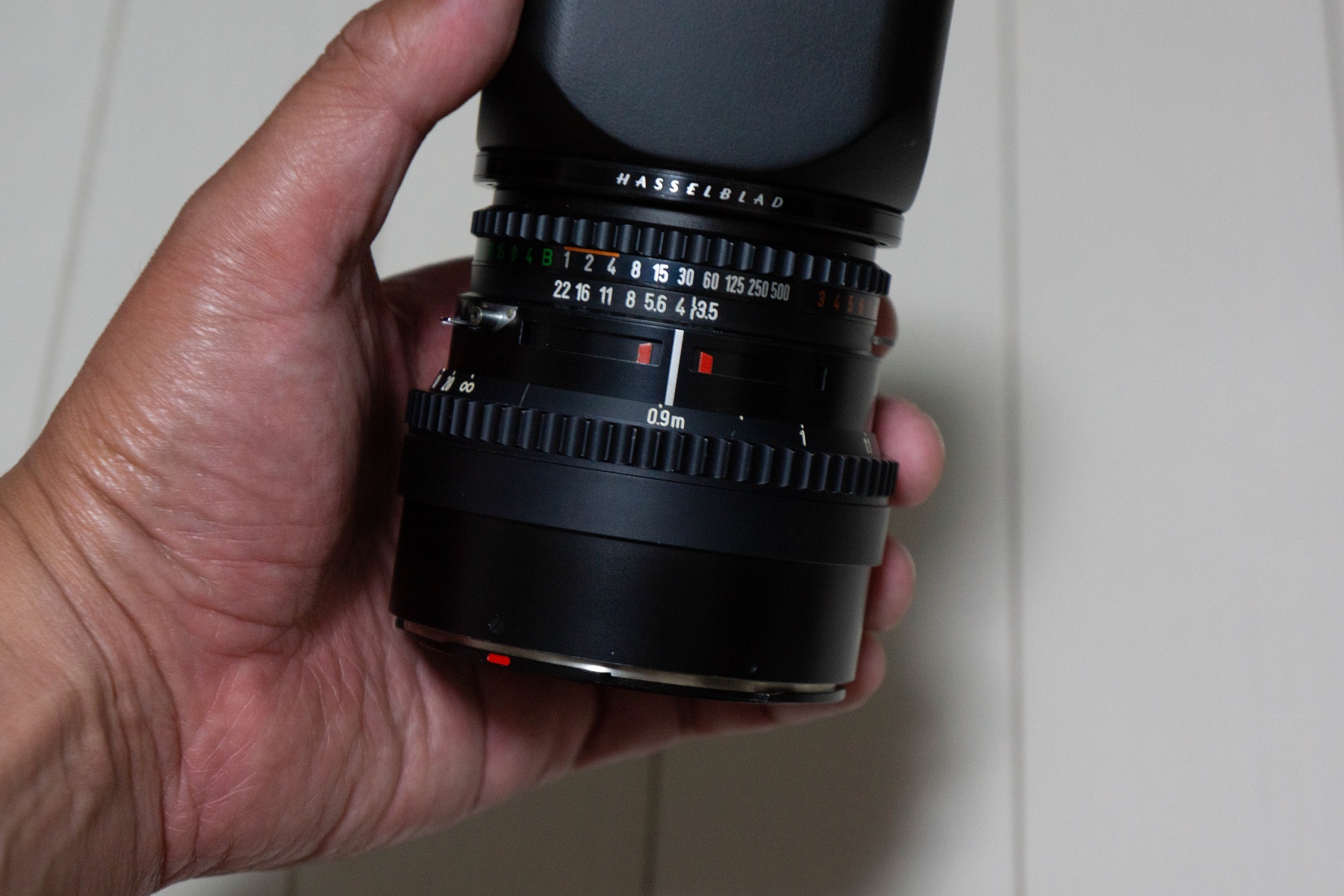 ZEISS C Planar 100mm f/3.5 T* (20125) - Hasselblad Moments ZEISS C Planar 100mm f/3.5 T* (20125) - Hasselblad Moments