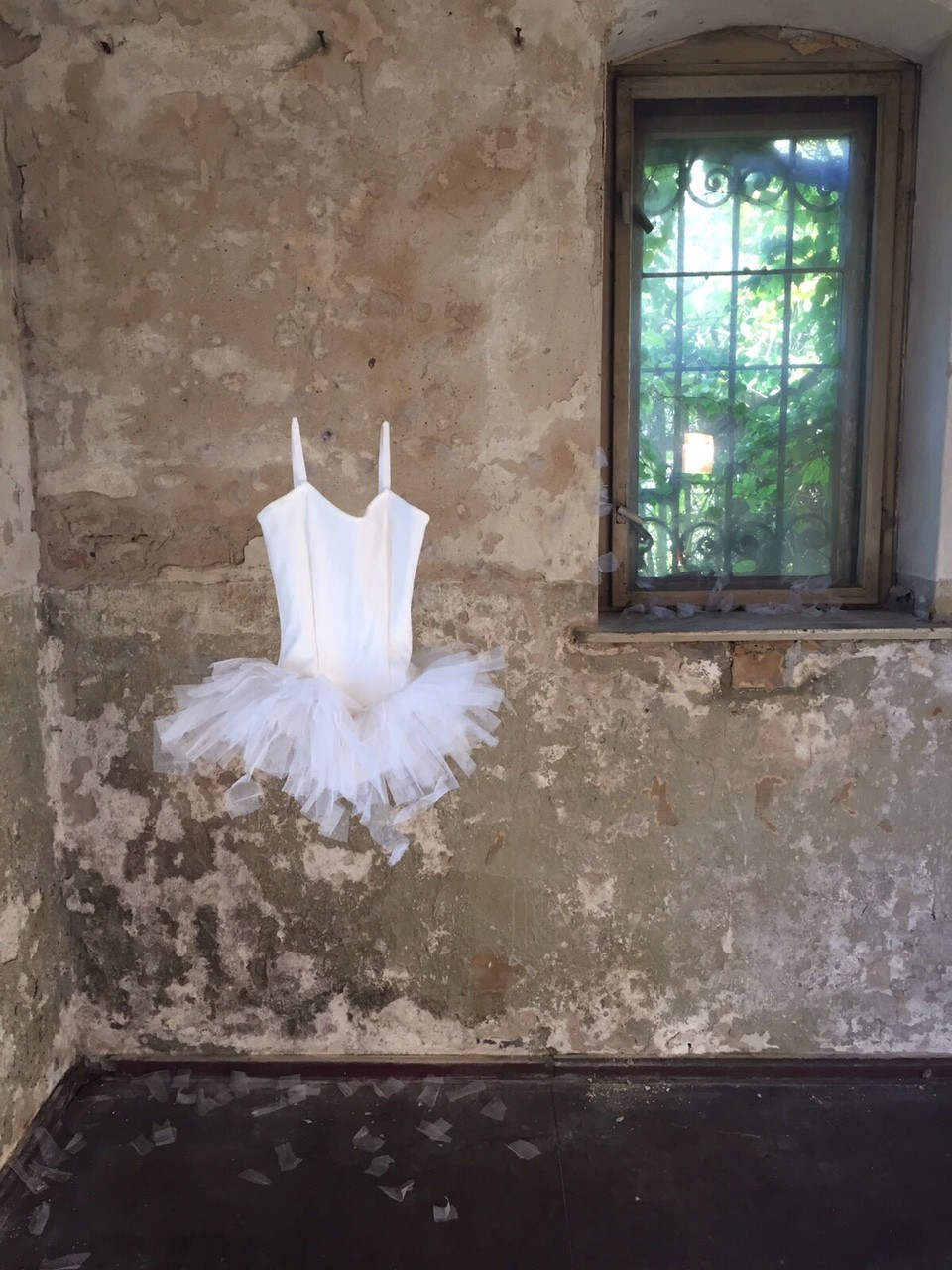 What it's made of (2015, site specific installation)