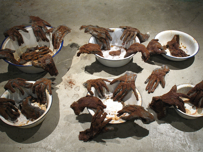 (2013, mixed media)