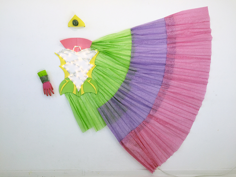 Wonderwoman (installation, approx. 200cm x 200cm)