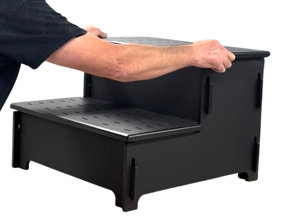 Pack flat dock step assembly