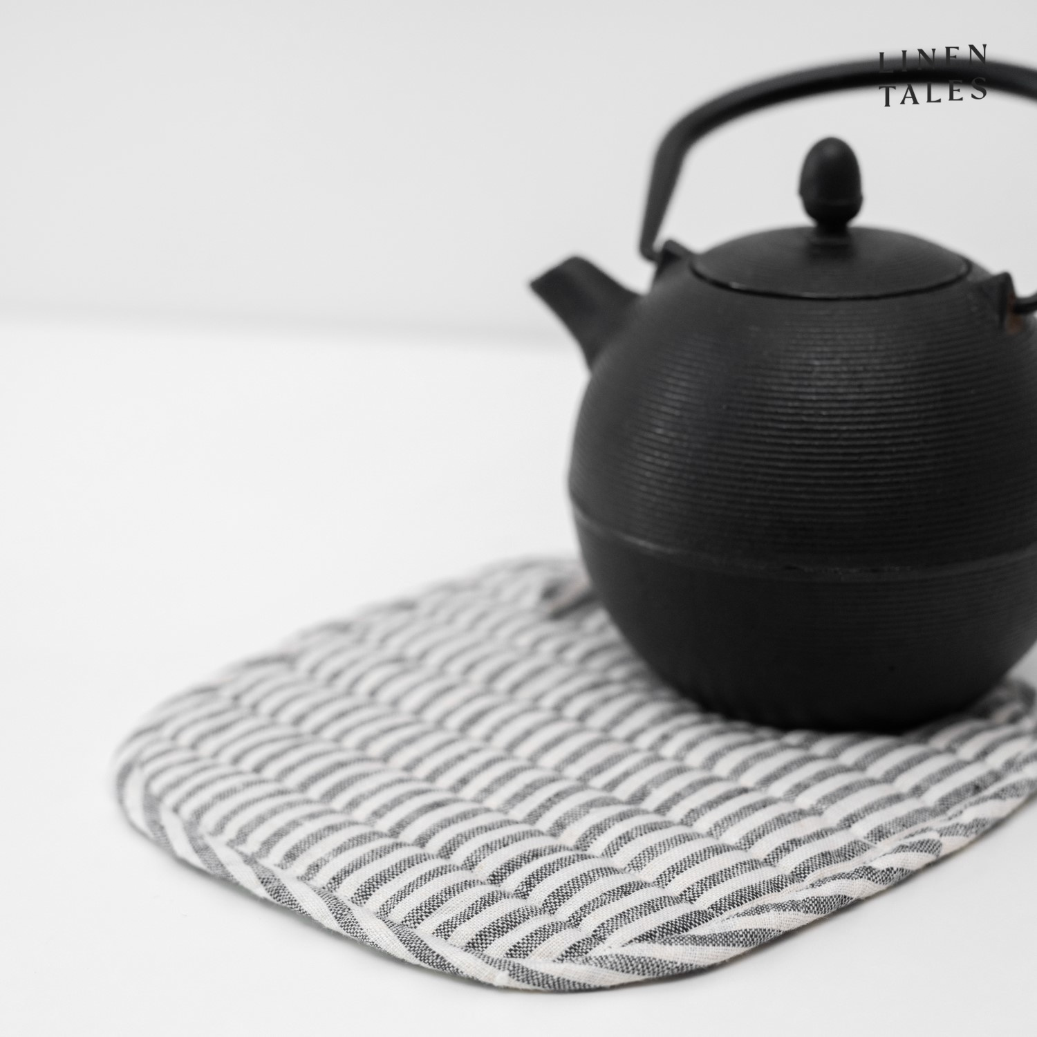 #/PH-02 297/Black thin st