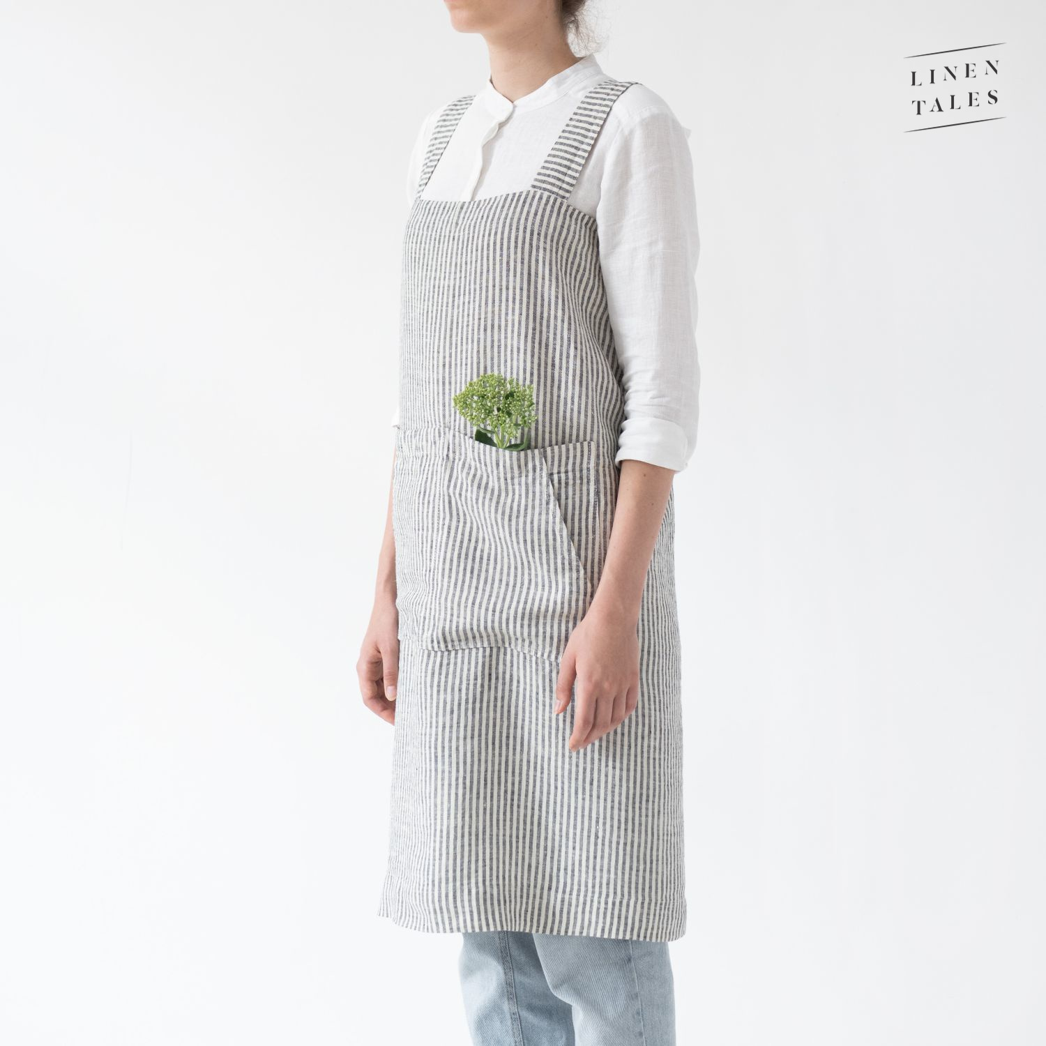 297/Black thin stripe