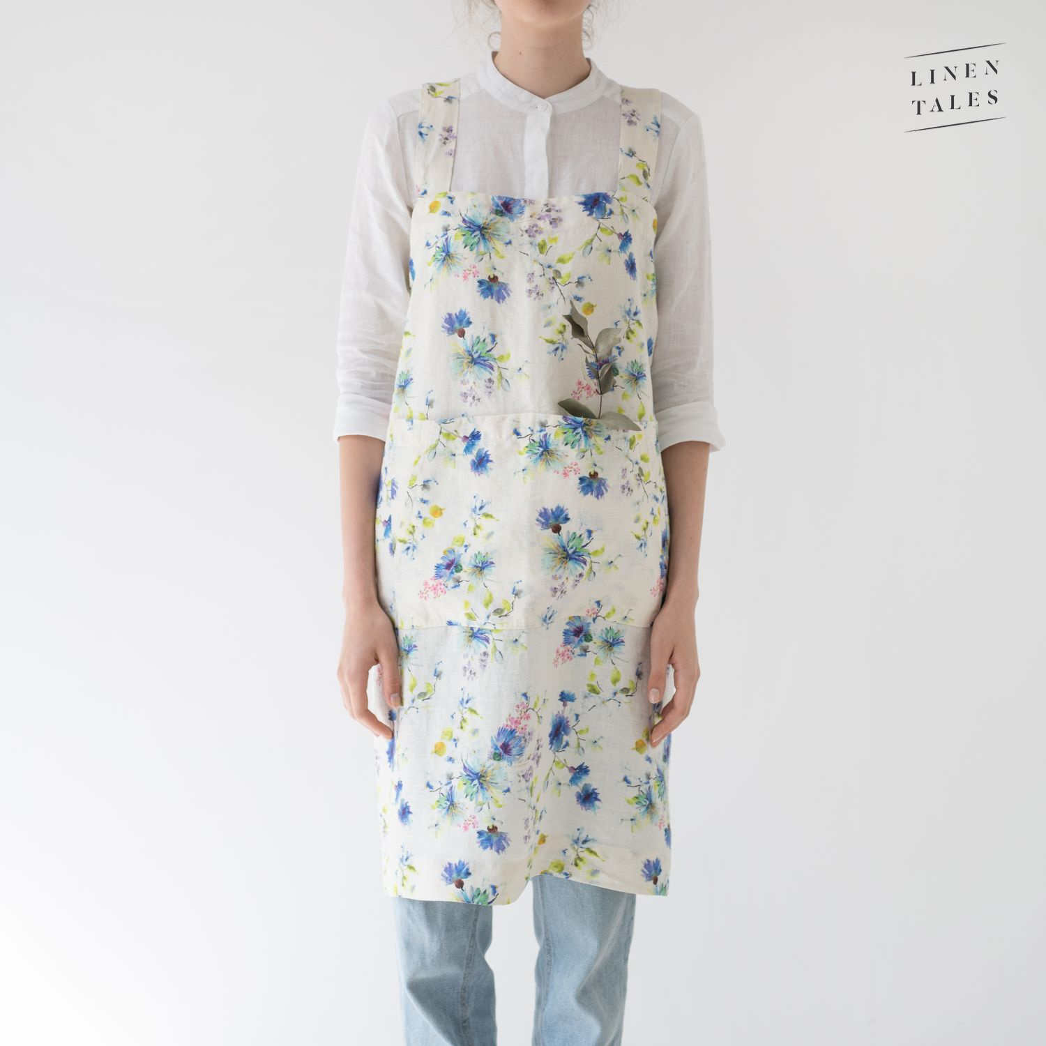 301/Flower on white