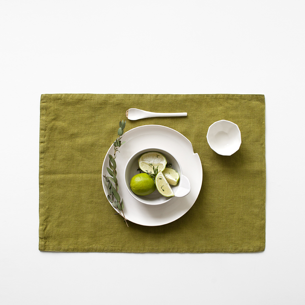 131/Moss green