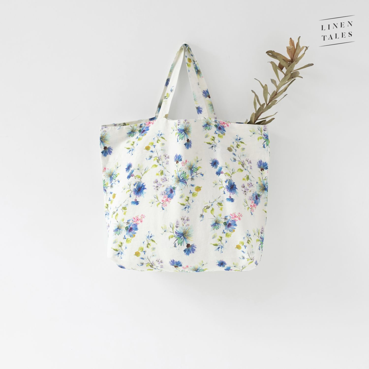 301/Flower on white