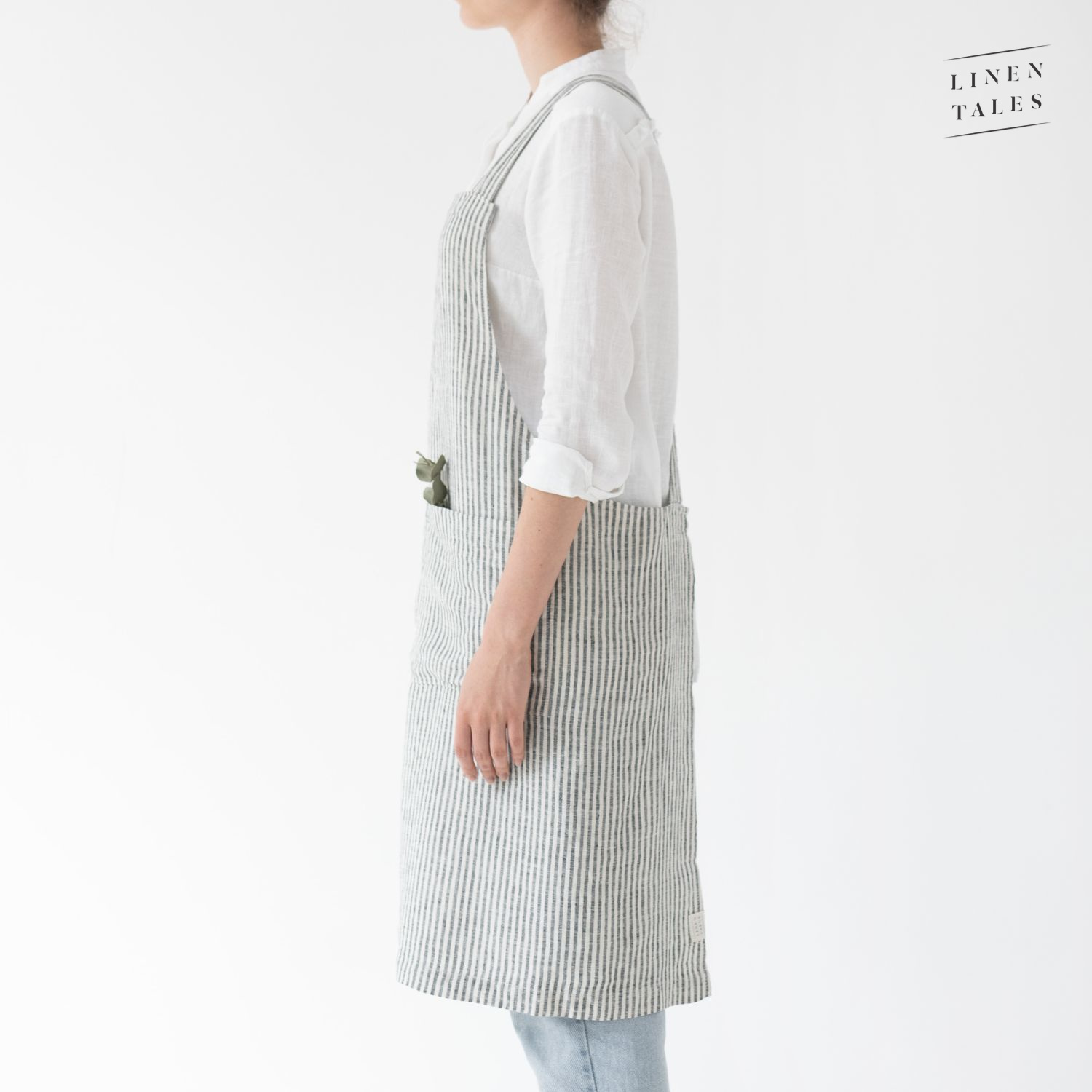 297/Black thin stripe