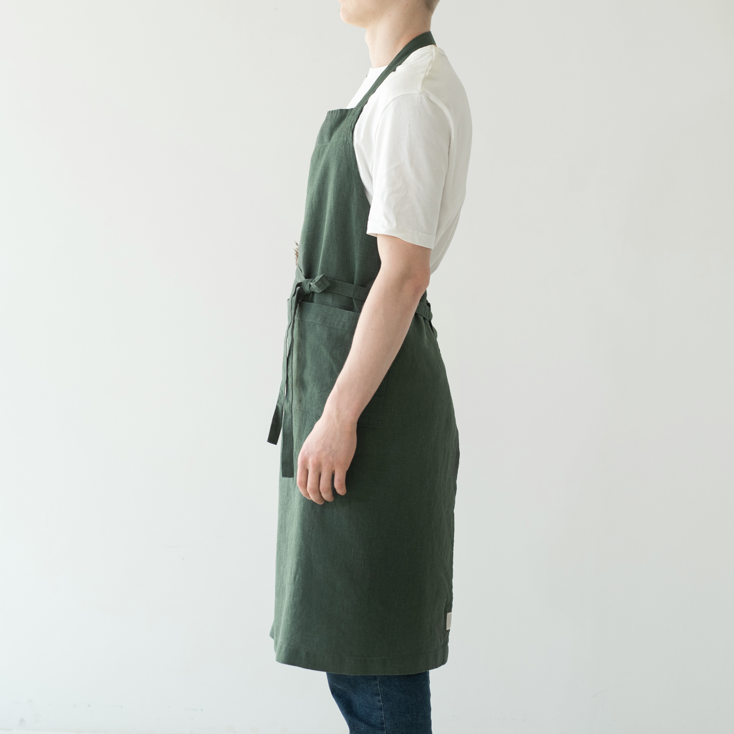434/Forest green