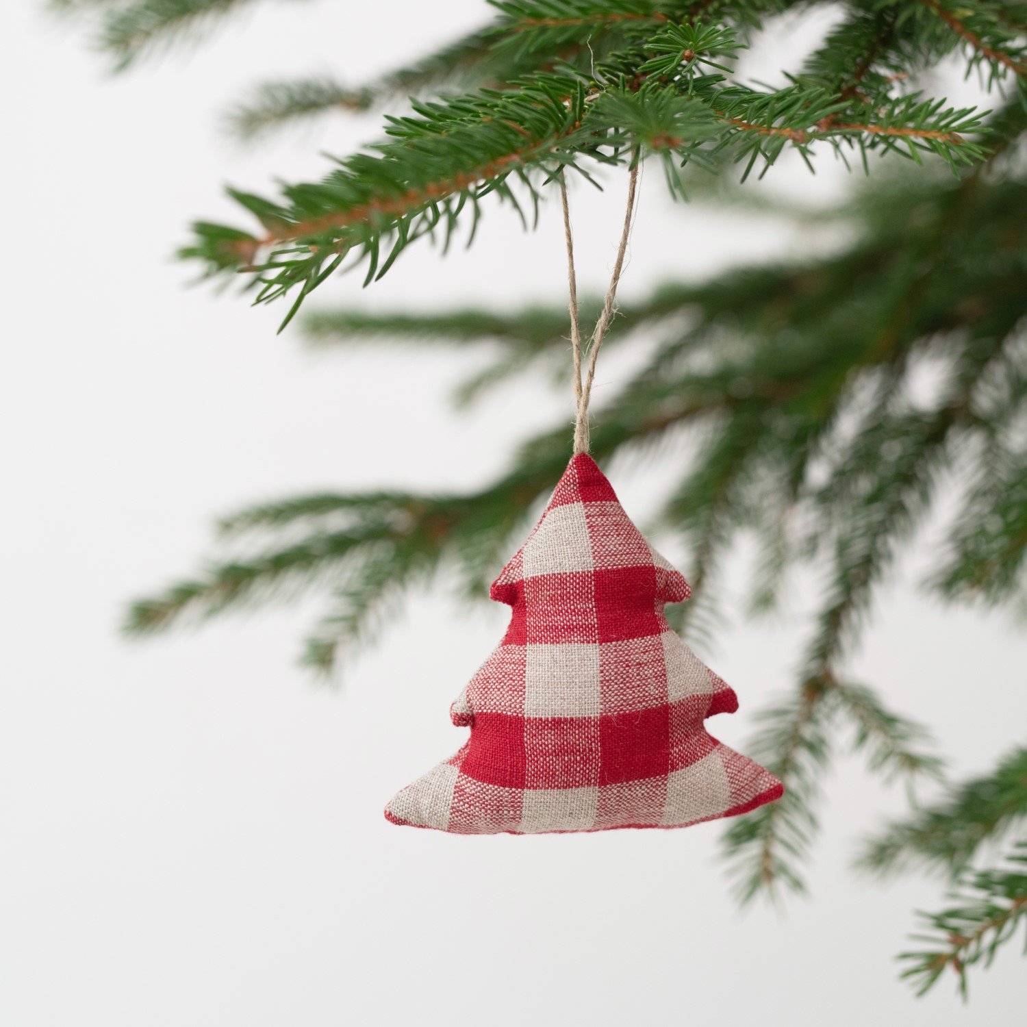 XMC-D02  243/Red Gingham