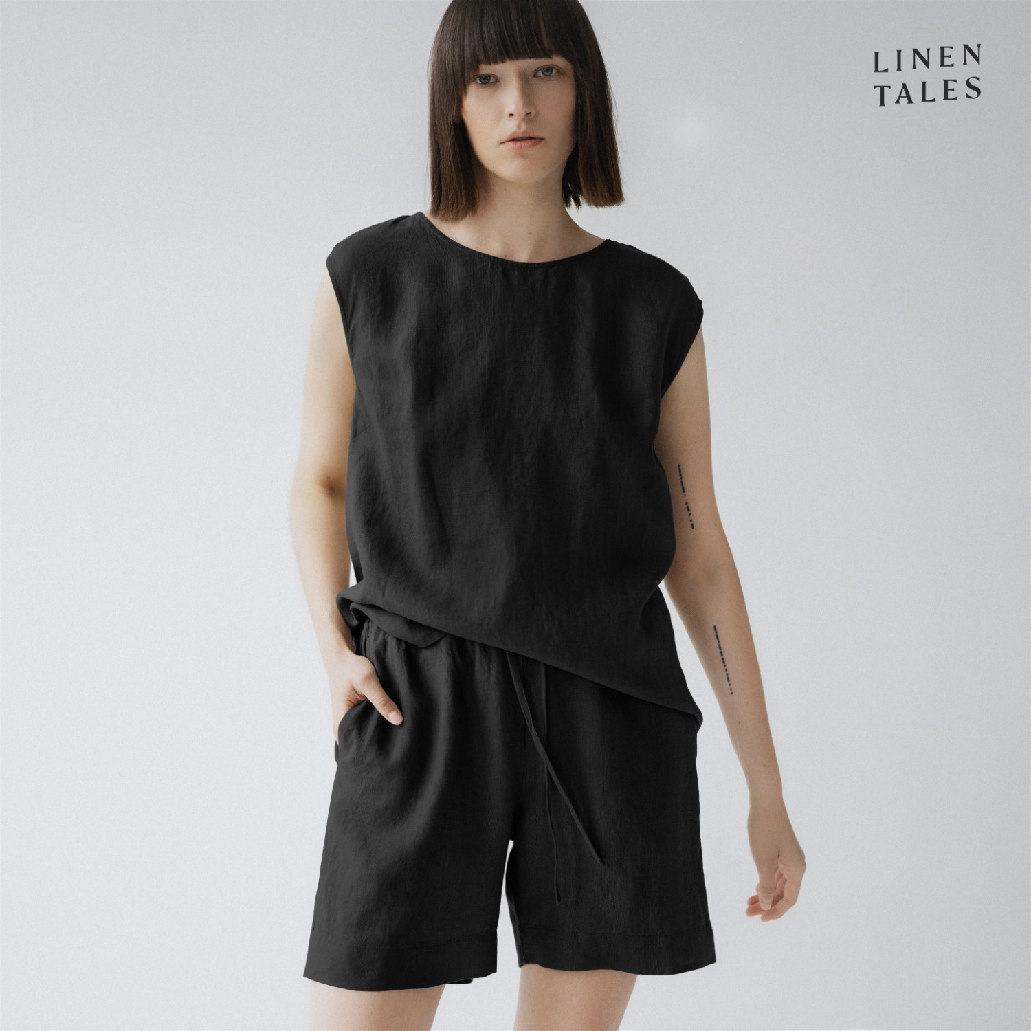 199/Black