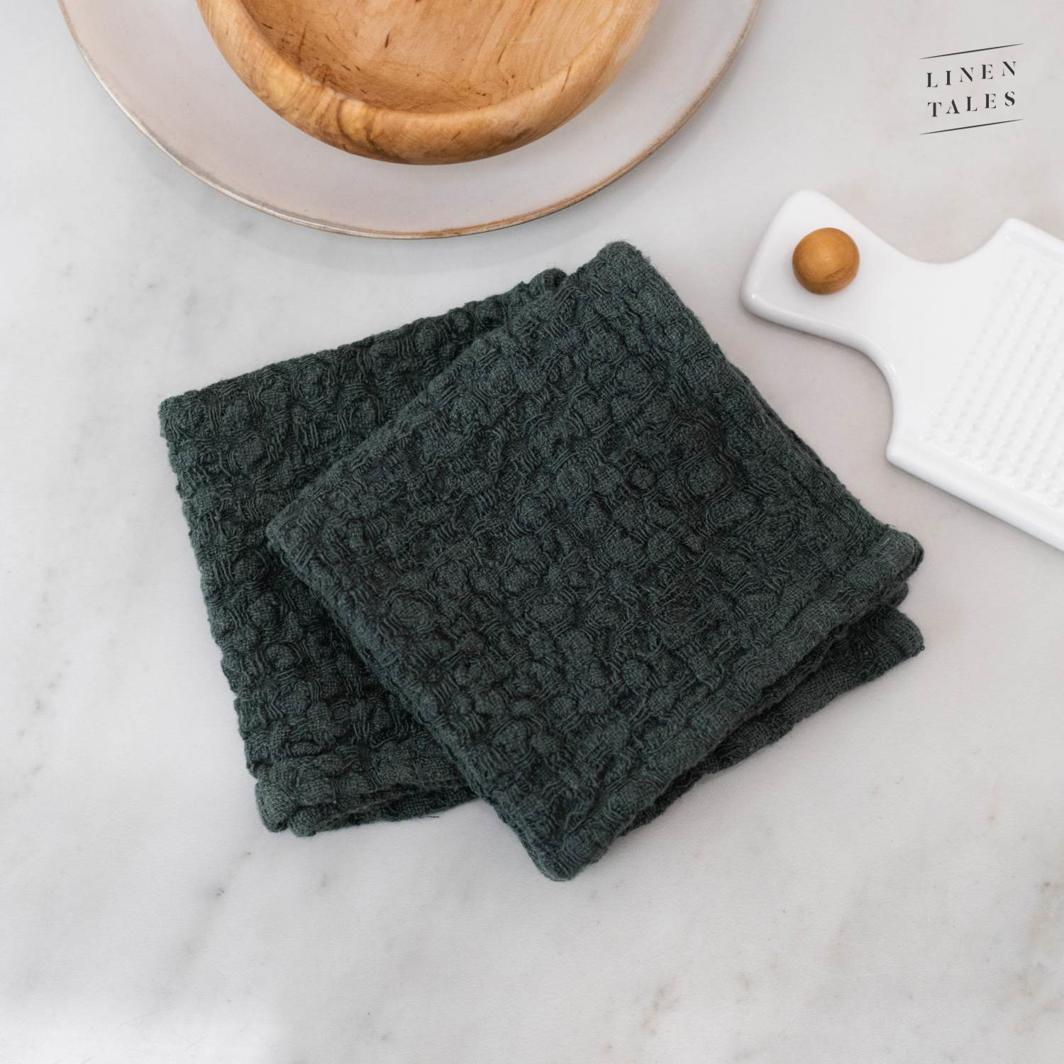 434/Forest green