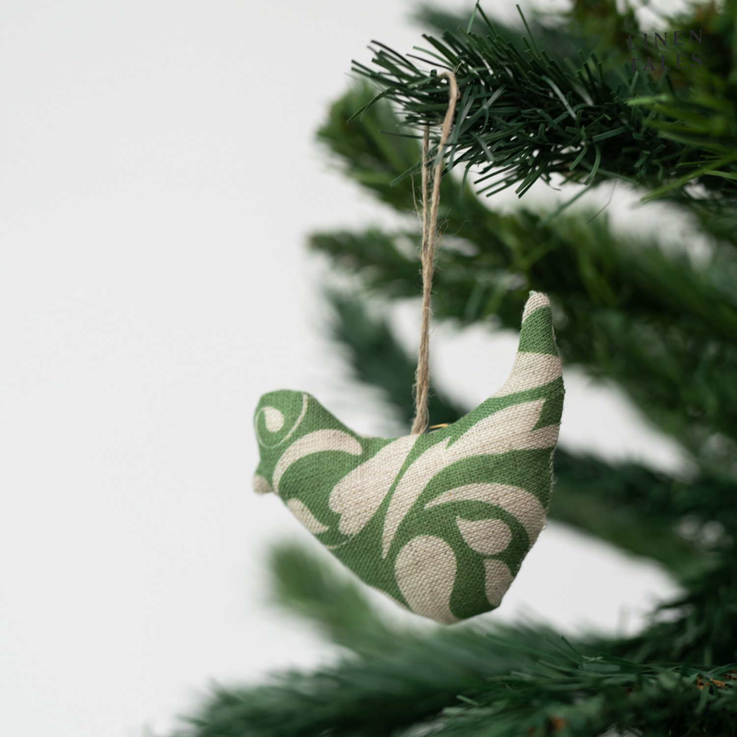 XMC-D02  801/Evergreen Damask on natural