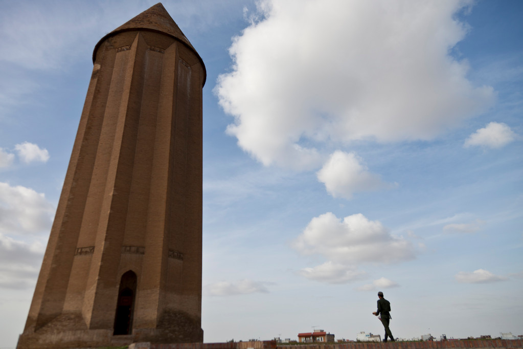 Grabturm in Gonbad