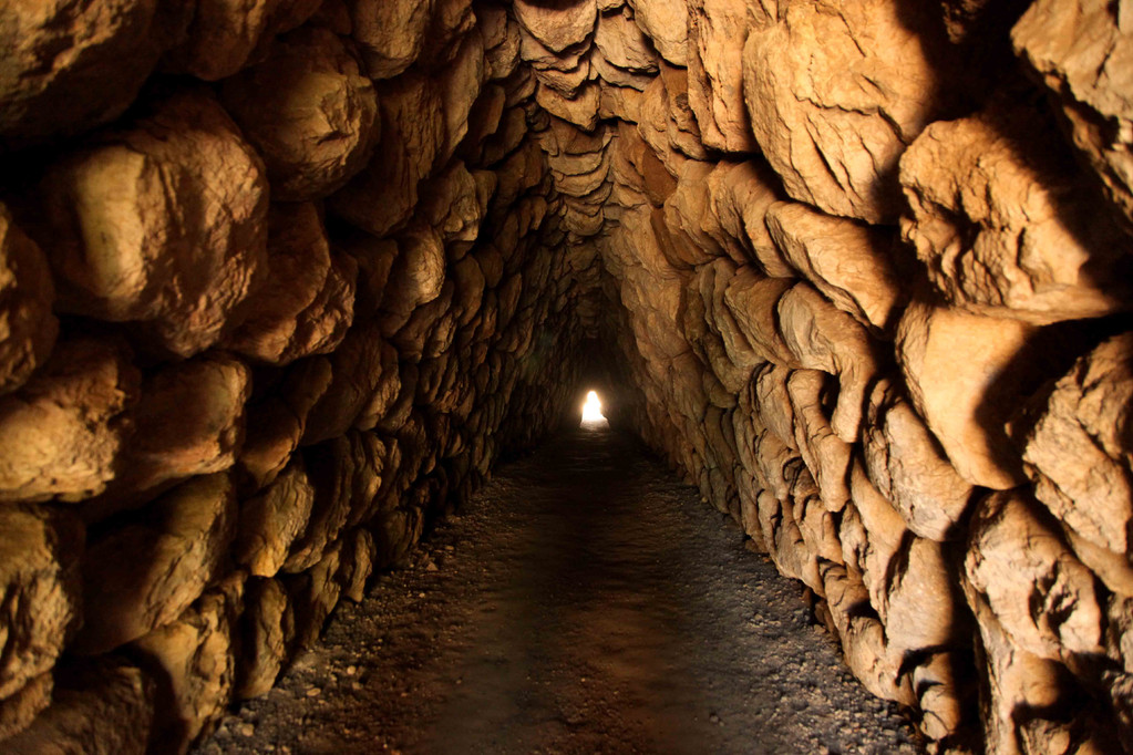 Über 2000 Jahre alter Tunnel.