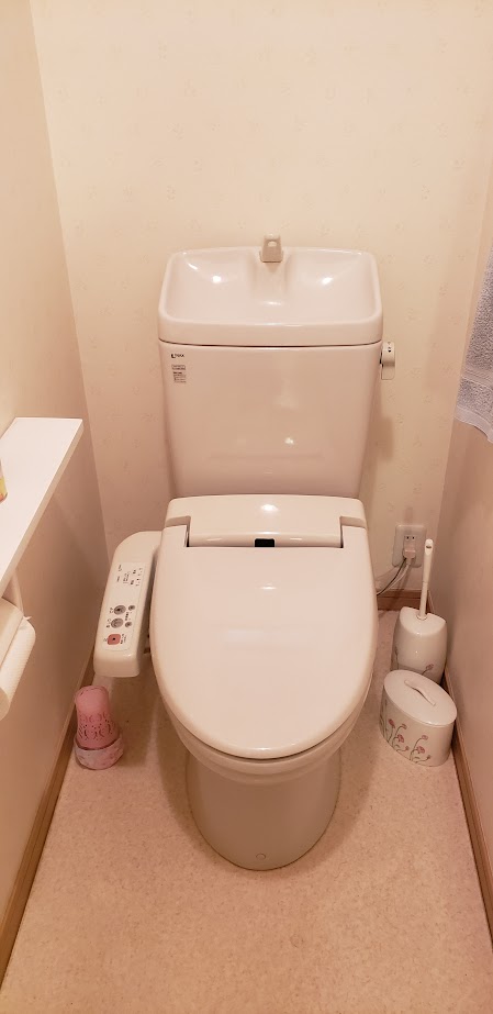 施工前　洋風洗浄便器