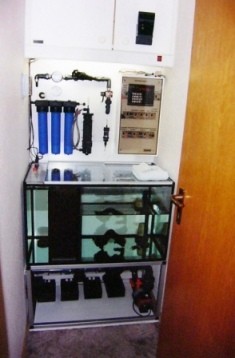 Bild: Externe Aquariumfilteranlage, Frischwasseraufbereitung, CO2-Anlage, Elektrosteuerung, Mess- und Regeltechnik