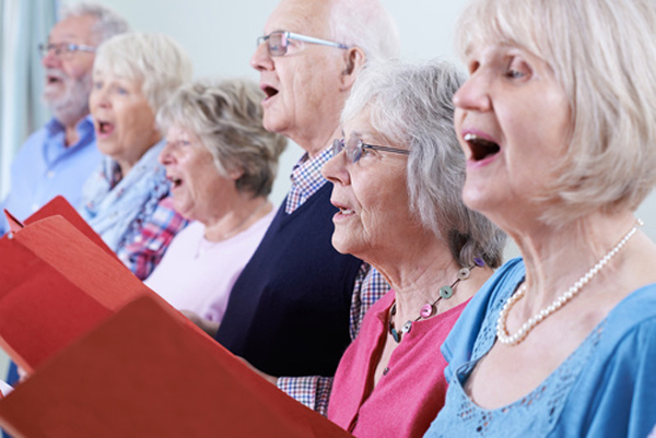 Gemeinsames Singen schafft Verbundenheit und Selbstvertrauen