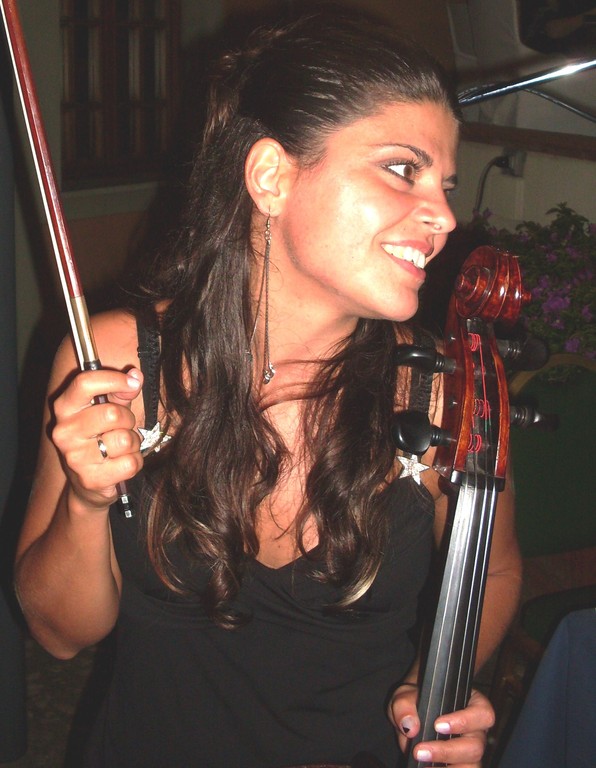 M° Manuela Ursino - Violoncello/Staff